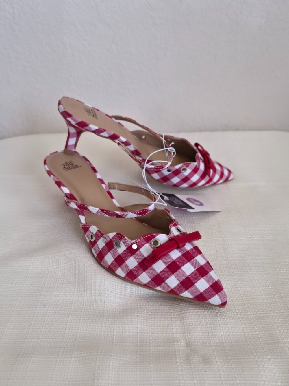Wild Fable Lysandra Red & White Kitten Heels NWT 6.5